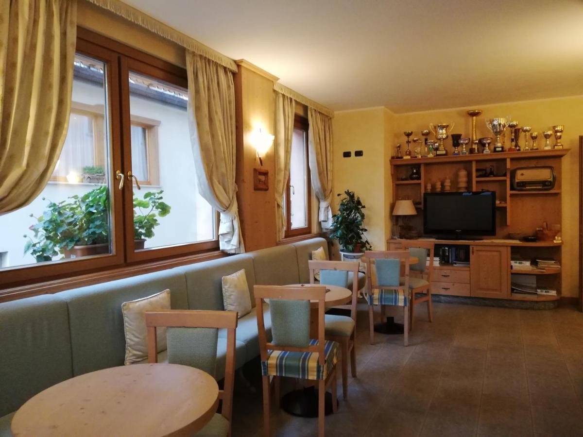 Park Hotel Santa Caterina Valfurva Eksteriør billede
