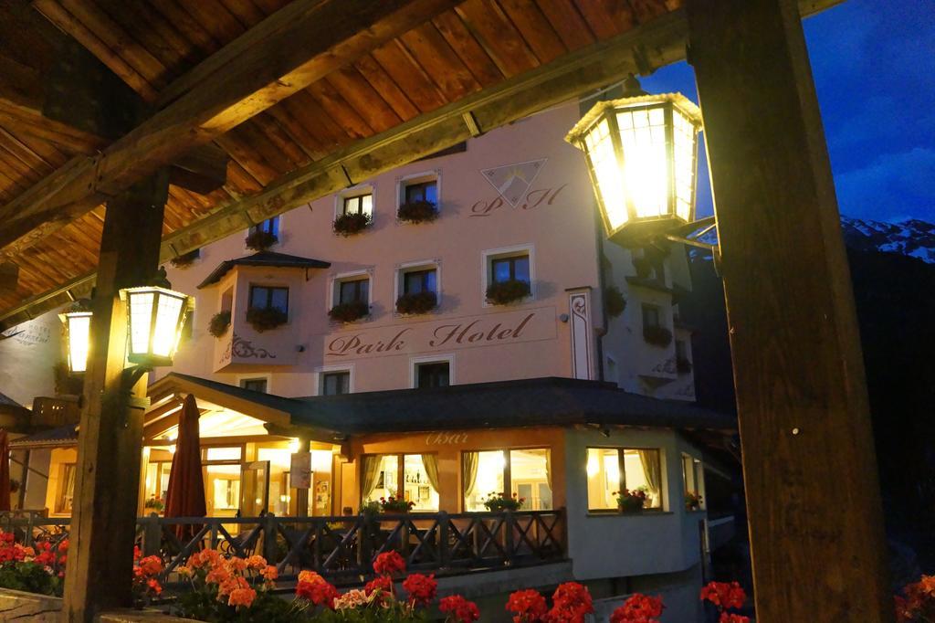 Park Hotel Santa Caterina Valfurva Eksteriør billede
