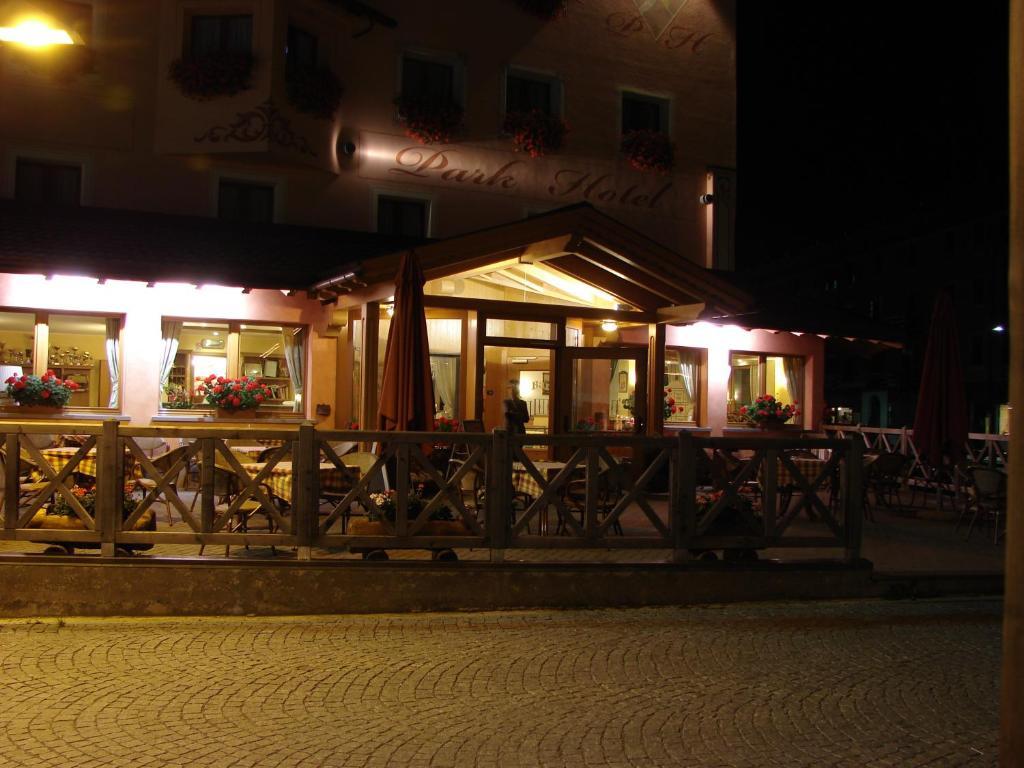 Park Hotel Santa Caterina Valfurva Eksteriør billede